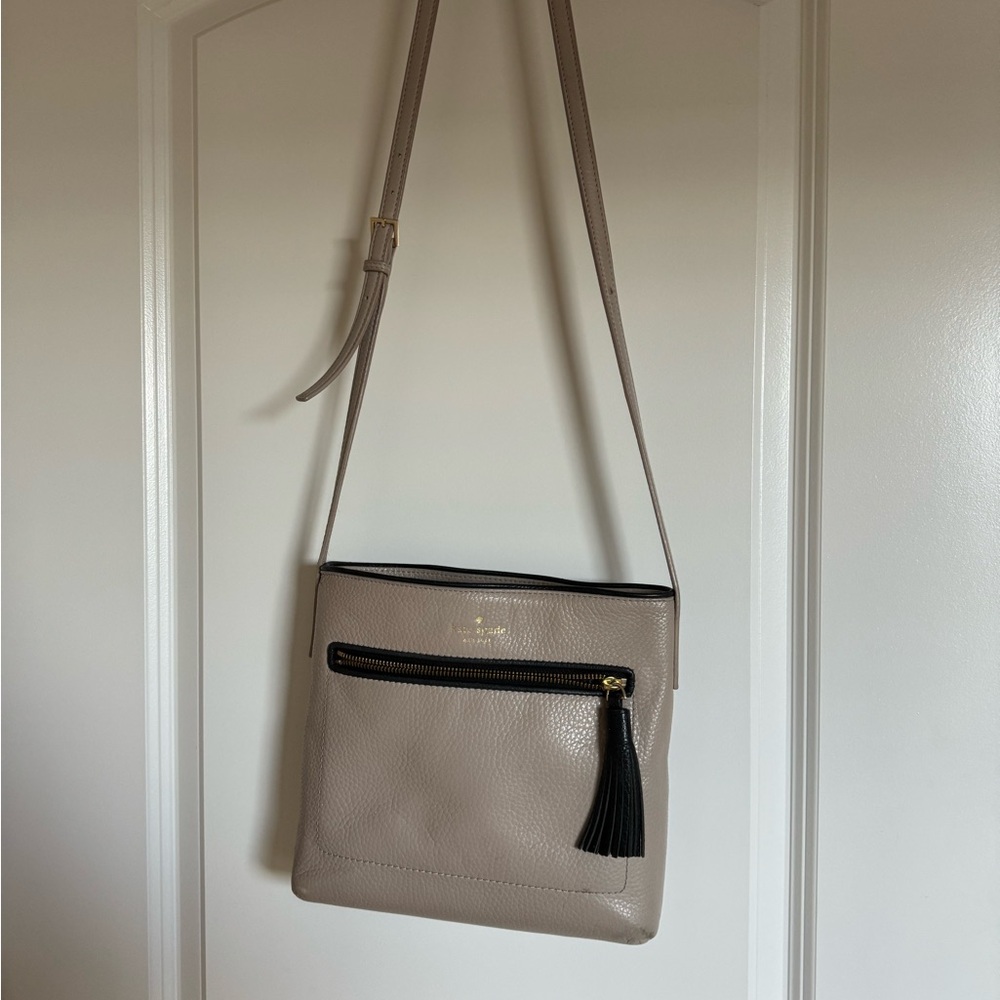 Kate spade crossbody bag